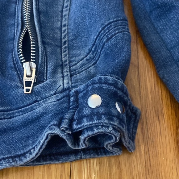 Blank NYC Girls Blue Denim Jacket Size L - Picture 4 of 9